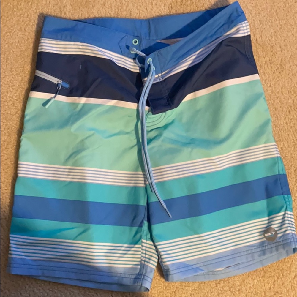 Vineyard vines swim suit
